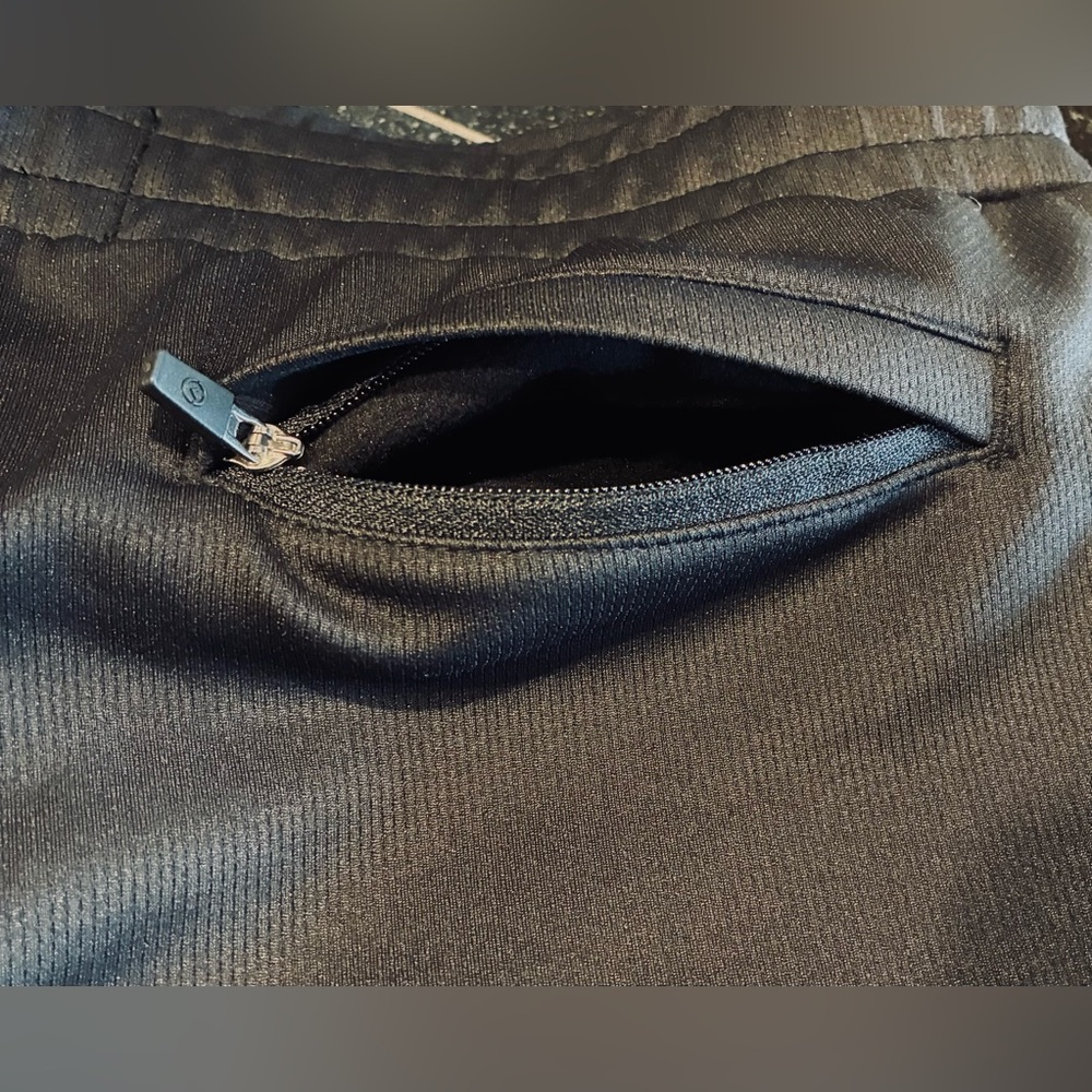 Virus Serenity Jogger Compression Fit Pockets Black SZ. LG Women’s  NWT - Picture 10 of 16